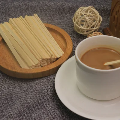 Agitadores de café de bambú de madera disponibles envueltos individualmente de los nuevos artículos